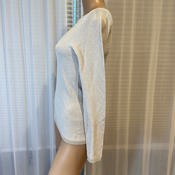 Giorgio Armani Beige and White Knit Sweater - Picture 3 of 7